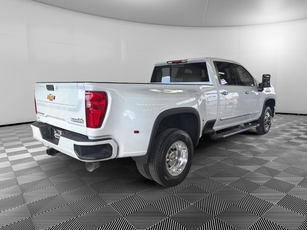 2026 Chevrolet Silverado 3500 HD High Country DRW